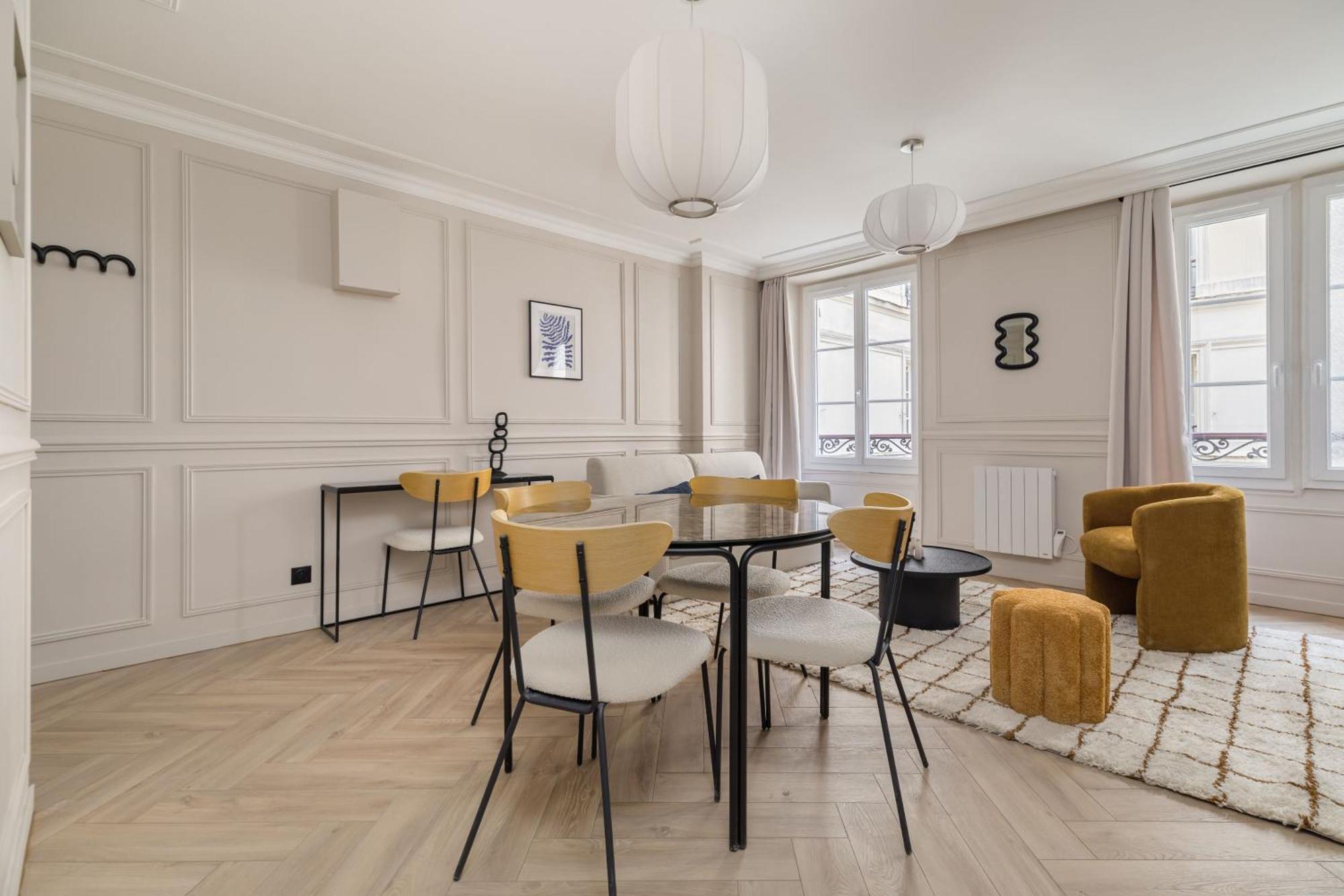 Poetic Stay - Saint Lazare Paris Ngoại thất bức ảnh