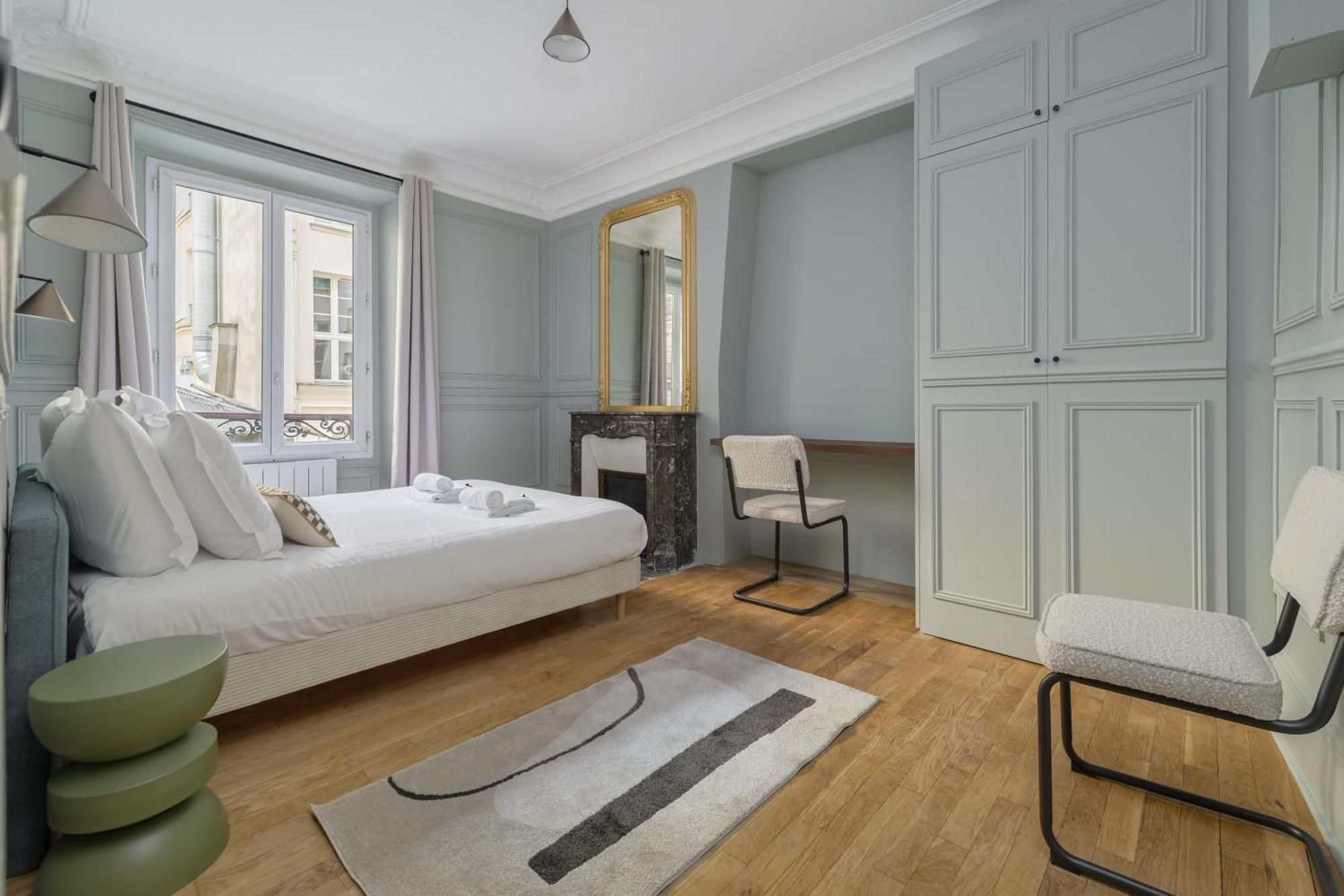 Poetic Stay - Saint Lazare Paris Ngoại thất bức ảnh